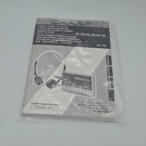 Sharp JC-1G (R) Cassette Player - Picture 9 of 10